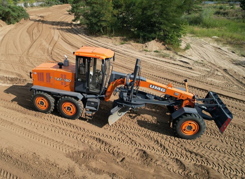 Автогрейдер гс 14 02