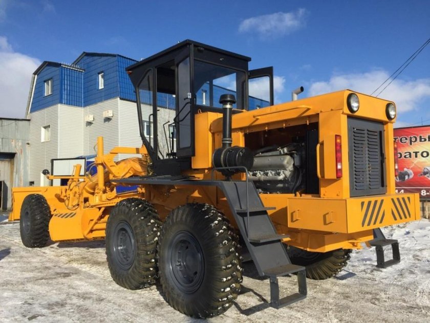 Автогрейдер ДЗ-98