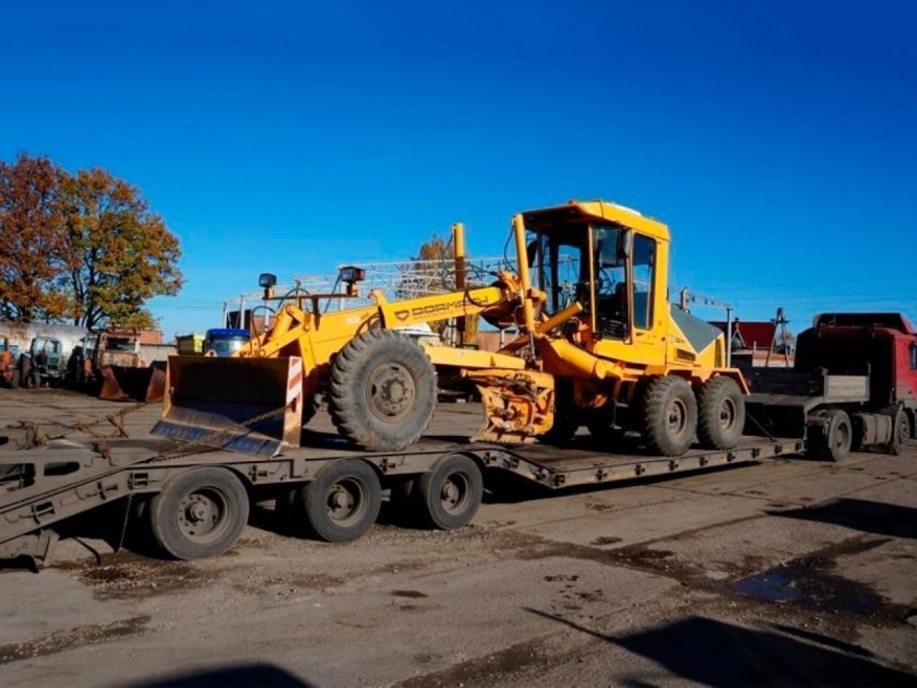 Автогрейдер ДЗ-122б-7