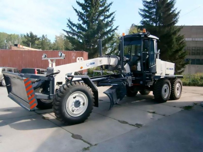 Автогрейдер ГС-18.05