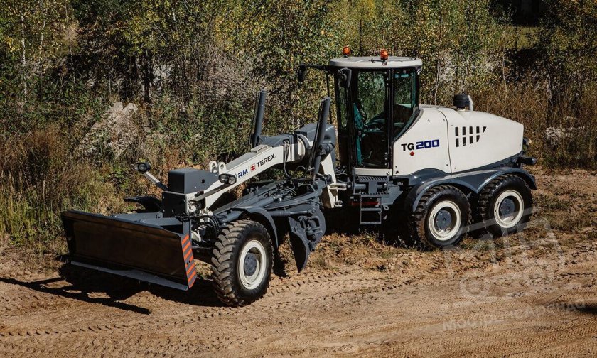 Автогрейдер Terex tg200