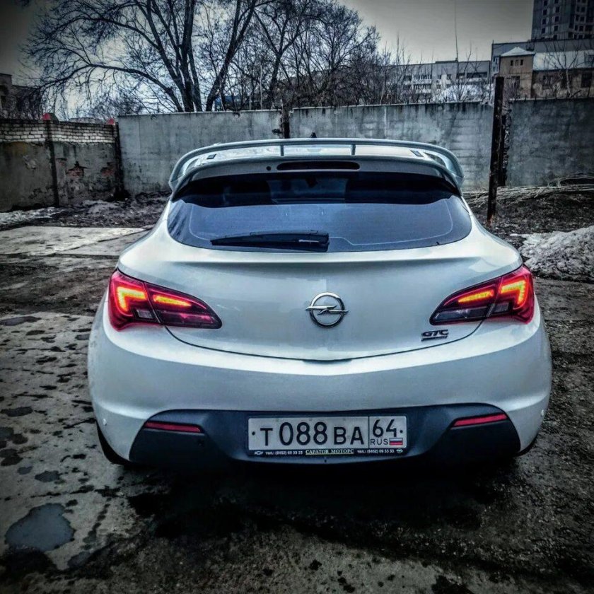 Opel Astra GTC