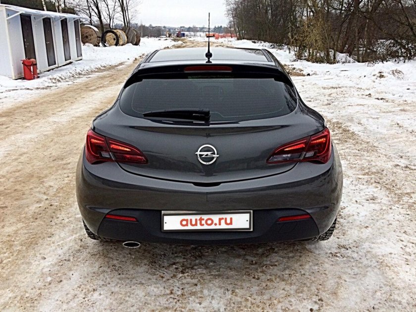 Opel Astra j GTC 1.4