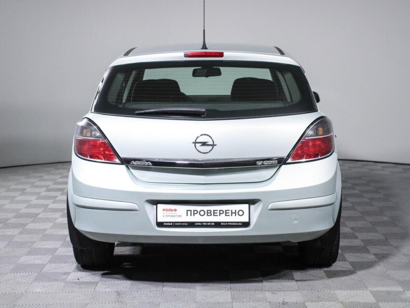 Опель Астра робот