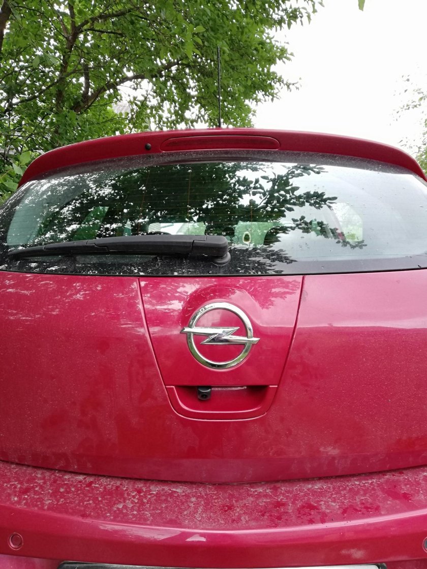 Камера заднего вида Opel Astra j
