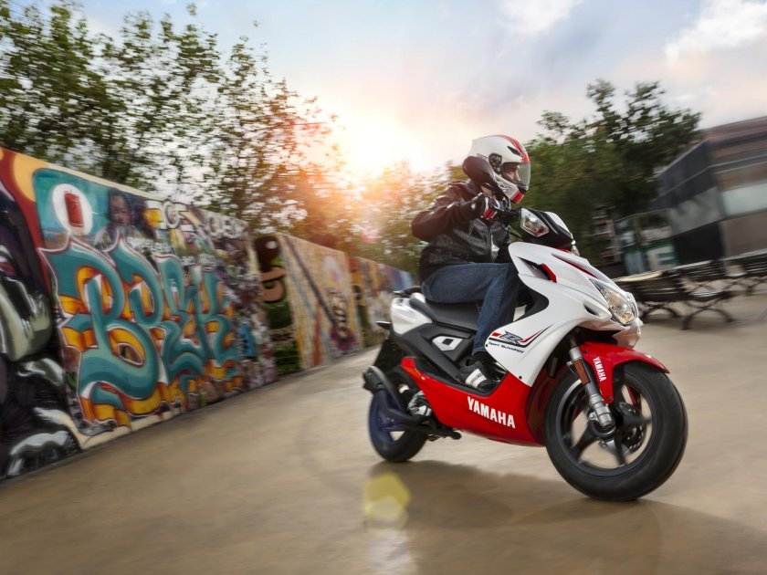 Ямаха аэрокс стант