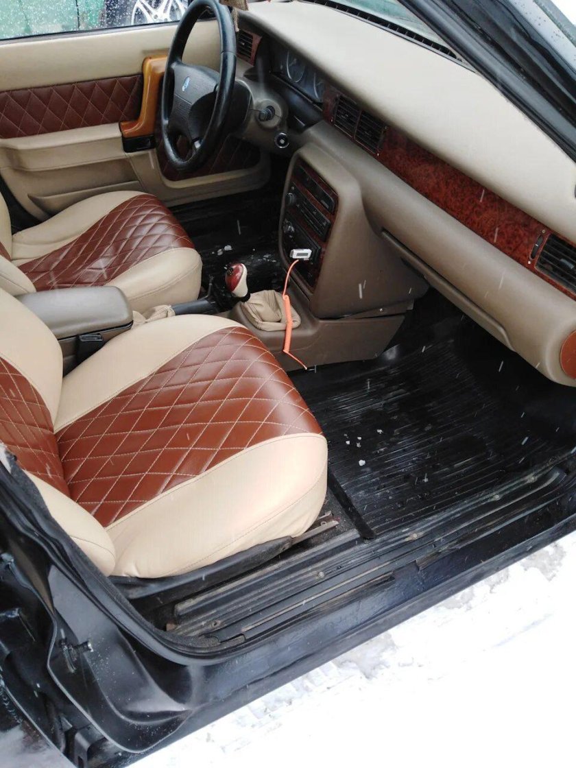 Москвич 2142 князь Владимир салон