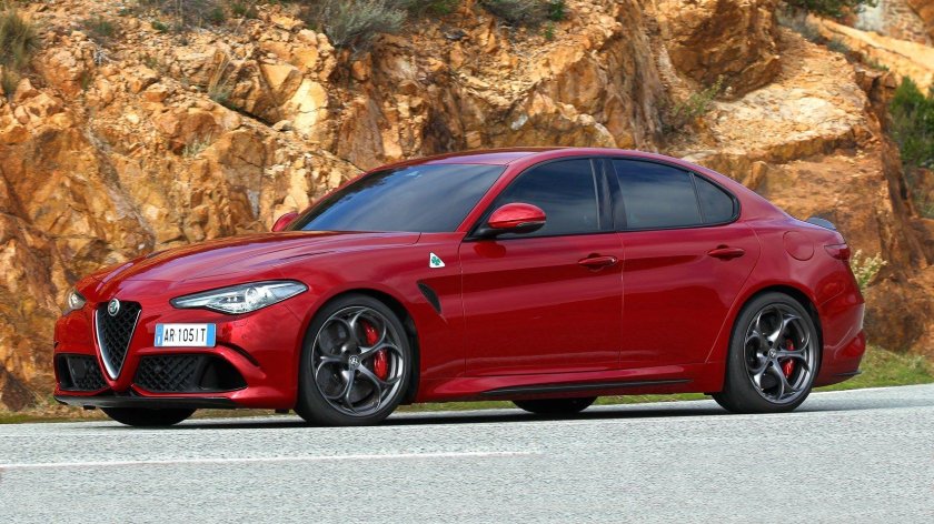 Alfa Romeo Giulia Квадрифолио