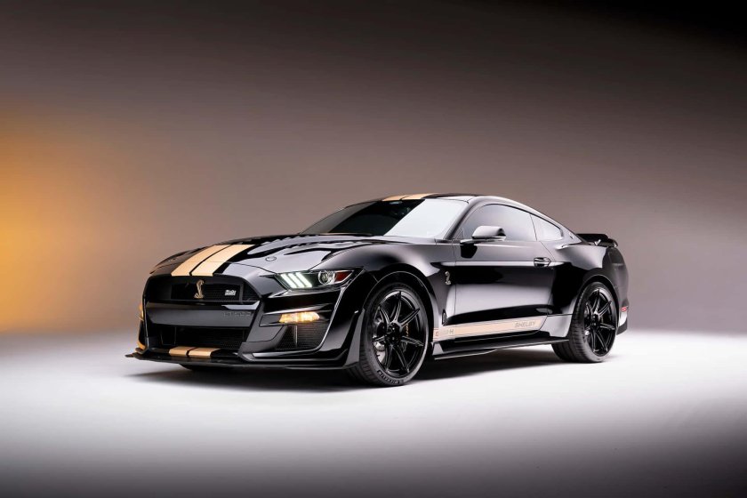 Форд Мустанг Шелби gt 500