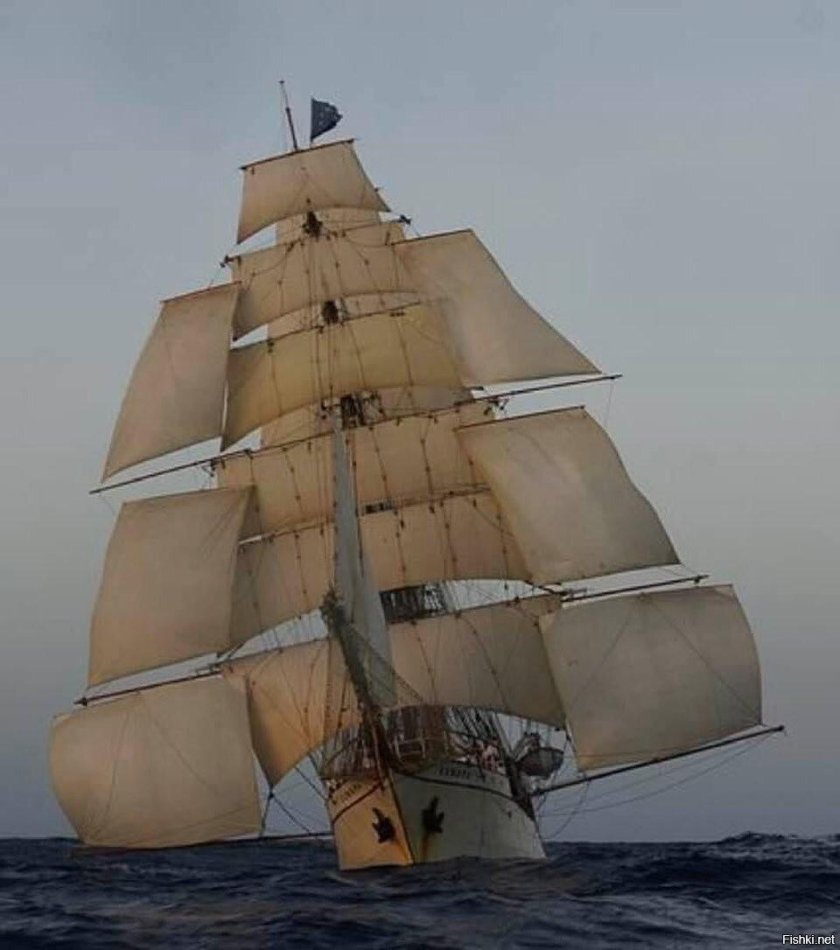 Большой парусный корабль