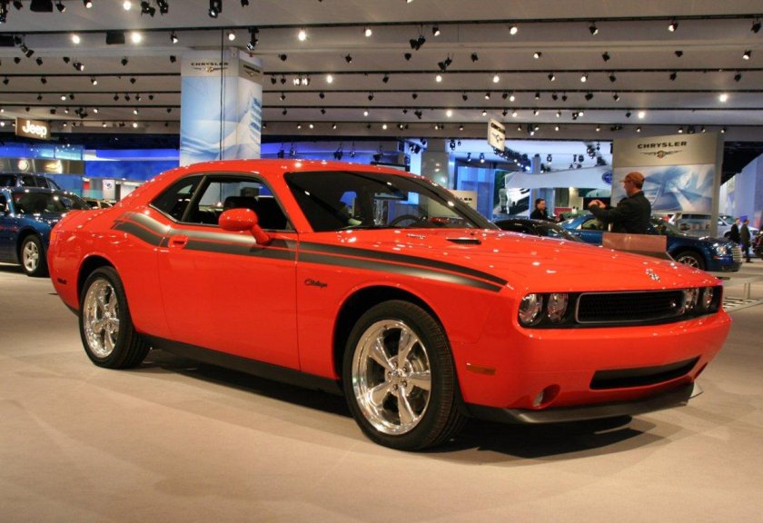 Dodge Challenger r/t 2010