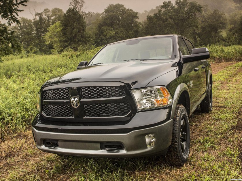 Додж Челленджер рам 1500