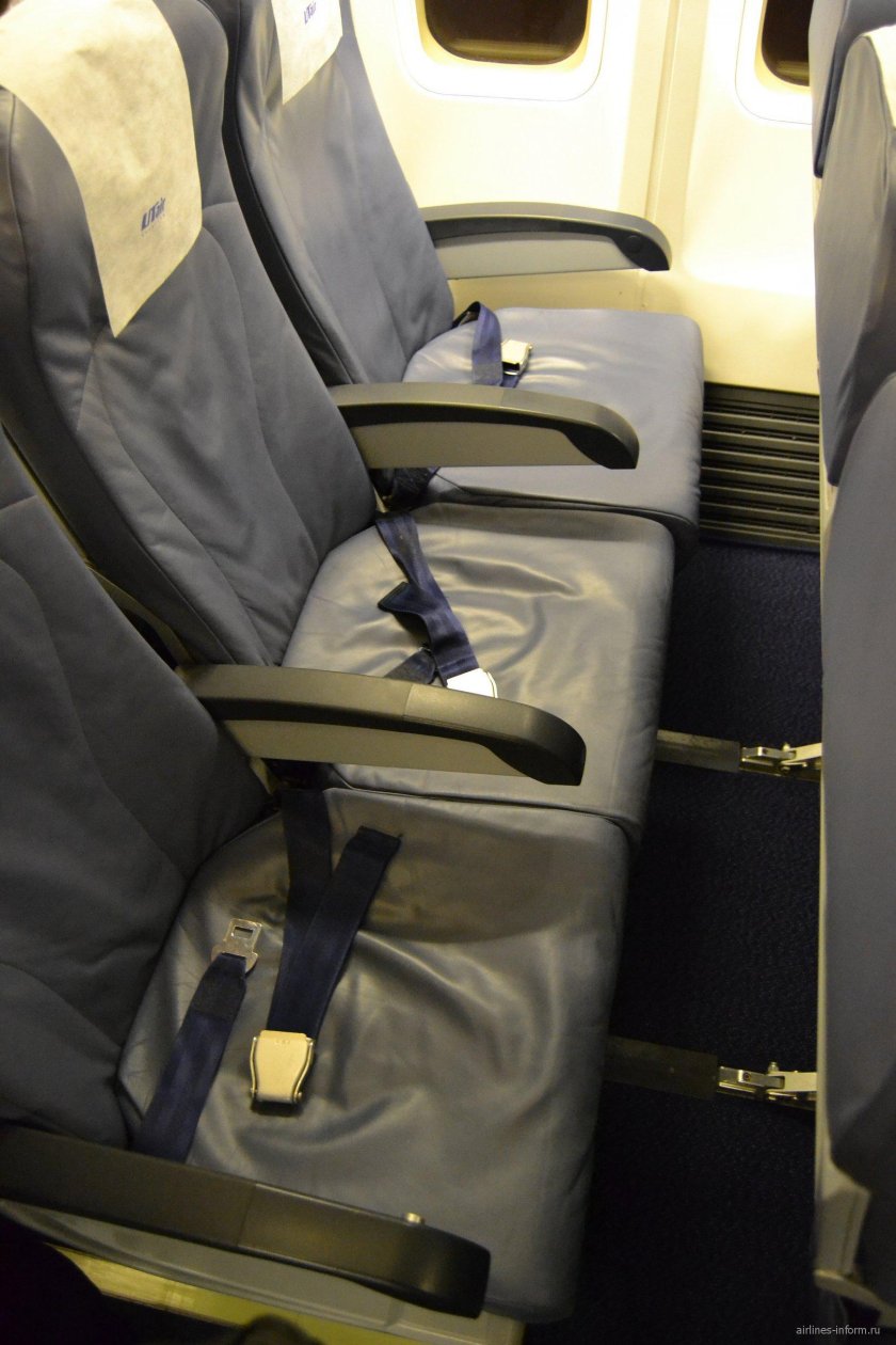 Боинг 737-800 салон