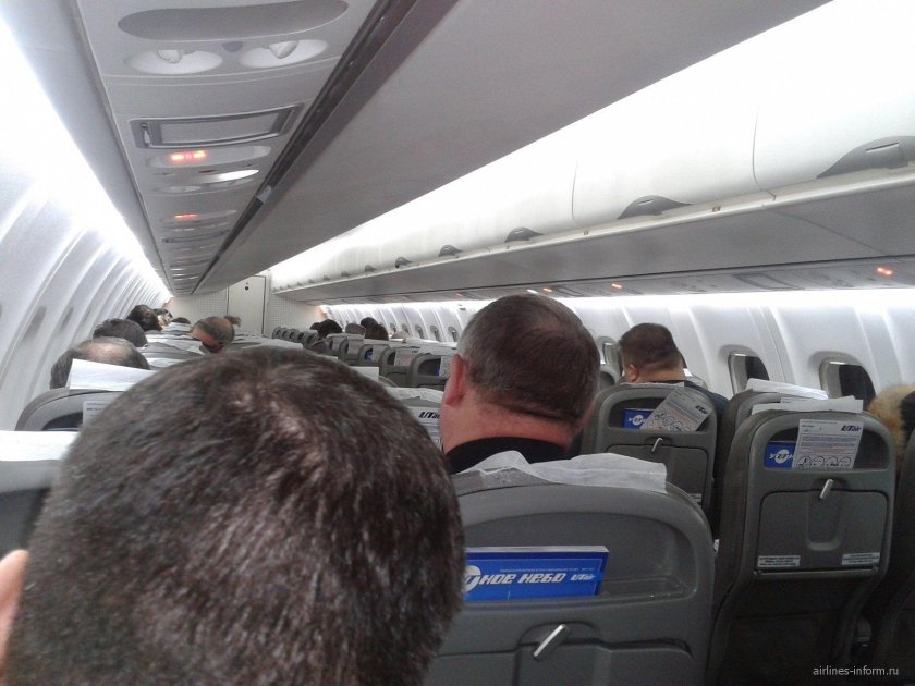 Боинг 737 UTAIR салон