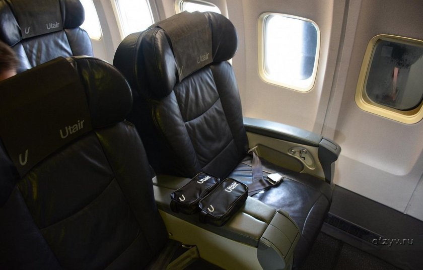 Boeing 737-500 UTAIR салон