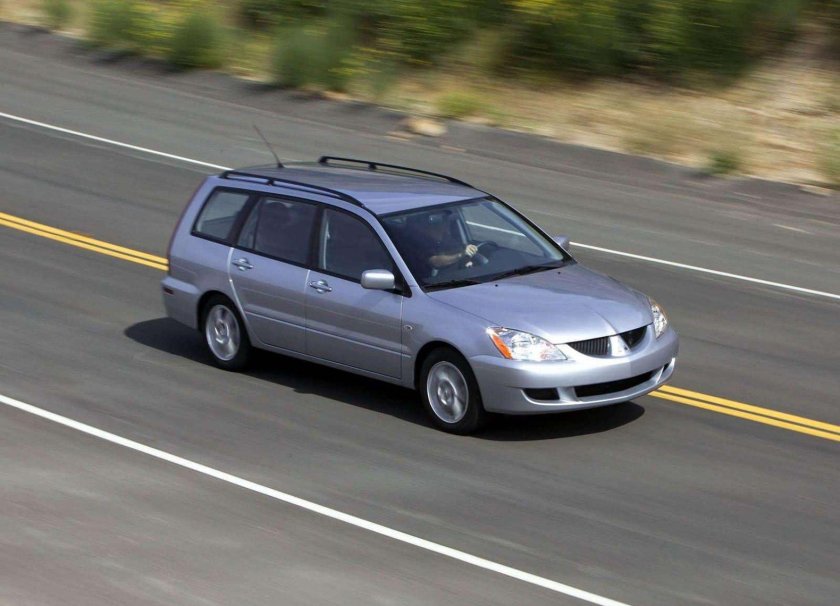 Mitsubishi Lancer 9 универсал