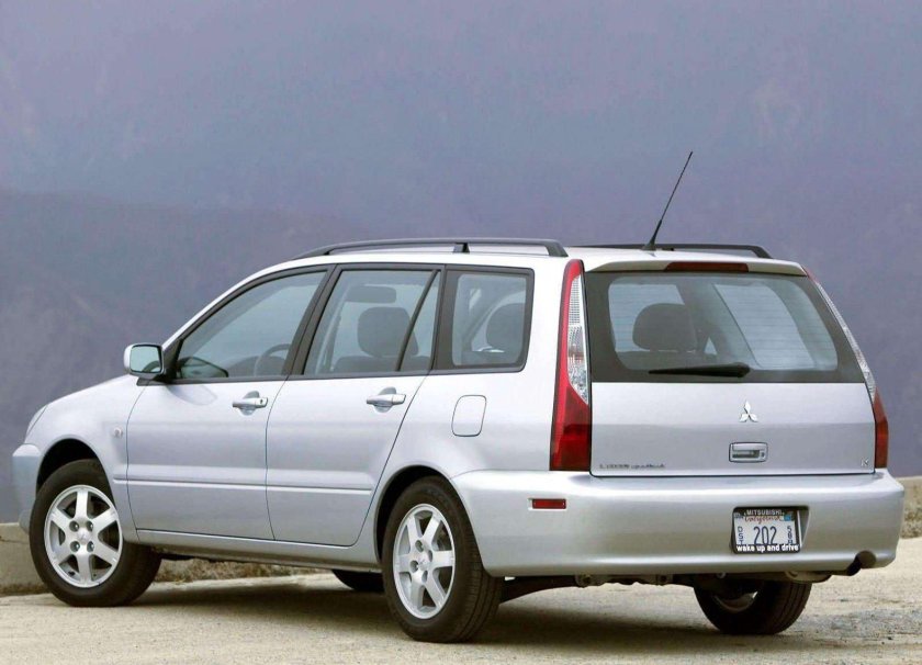 Митсубиси Лансер 8 универсал