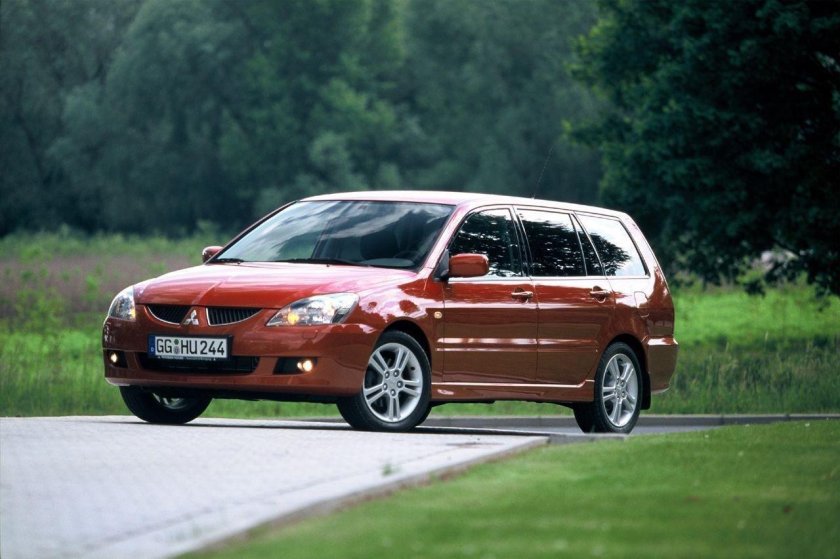 Mitsubishi Lancer 9 универсал