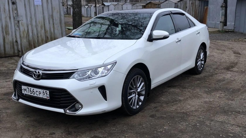 Камри 50 белый перламутр