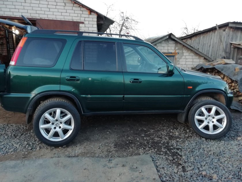 CRV 1 r17