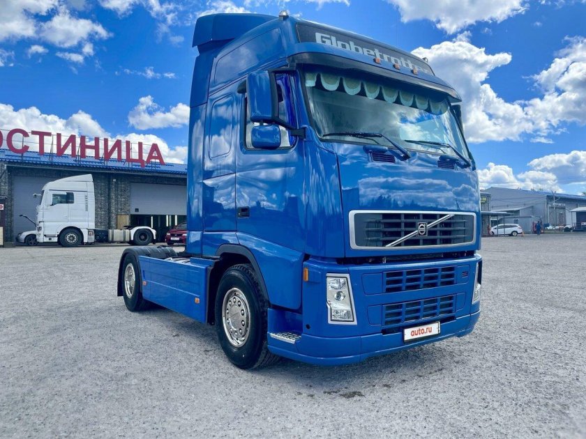 Тягач вольво