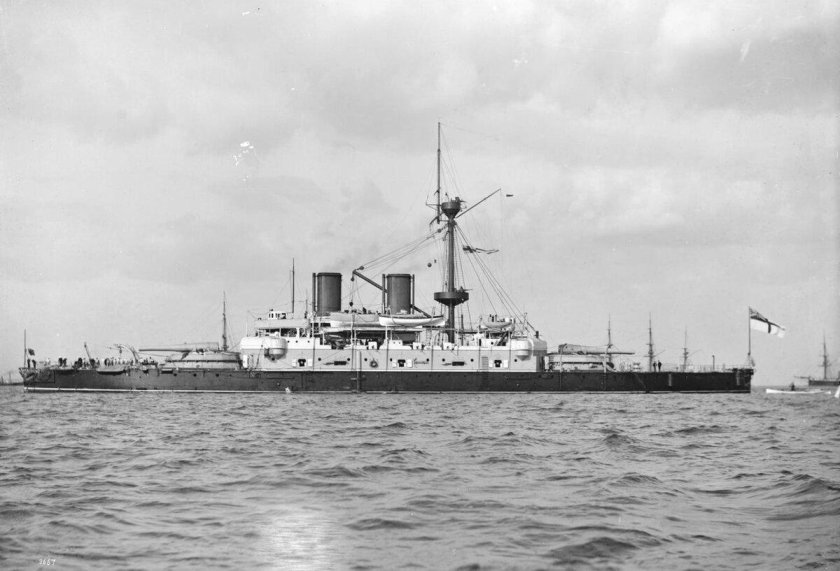 Броненосец Кэмпердаун