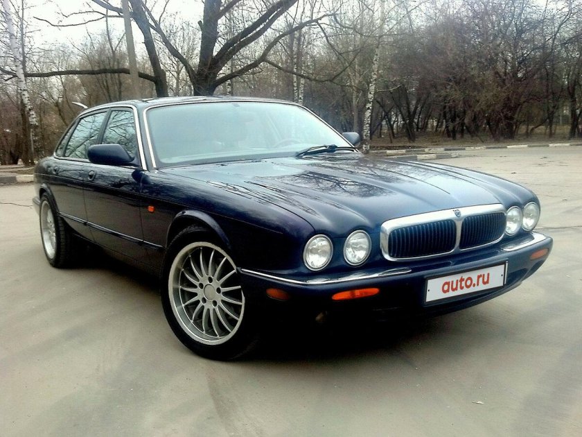Jaguar XJ II x308