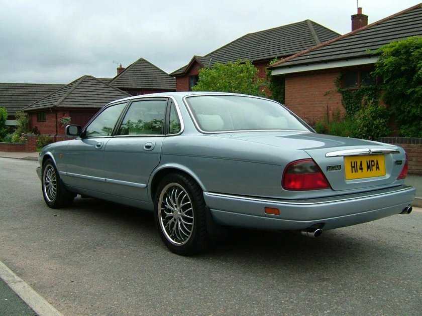Jaguar XJ 1999