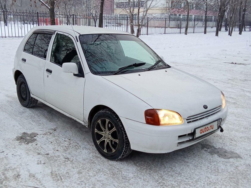 Toyota starlet 1998