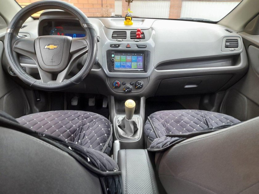 Шевроле кобальт 2013 год салон