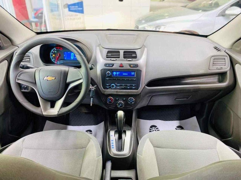 Шевроле кобальт 2013г