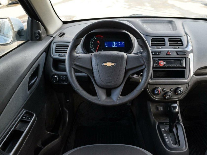 Cobalt Chevrolet 2013 салон