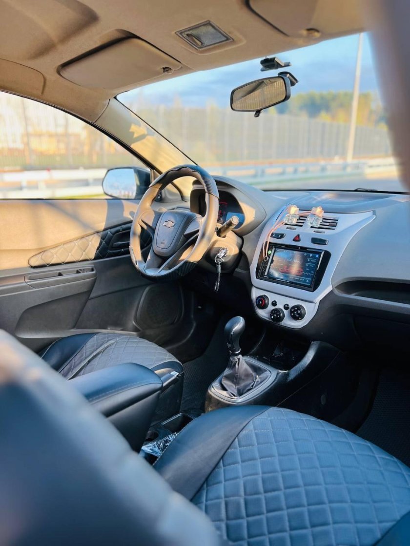 Chevrolet Cobalt 2023