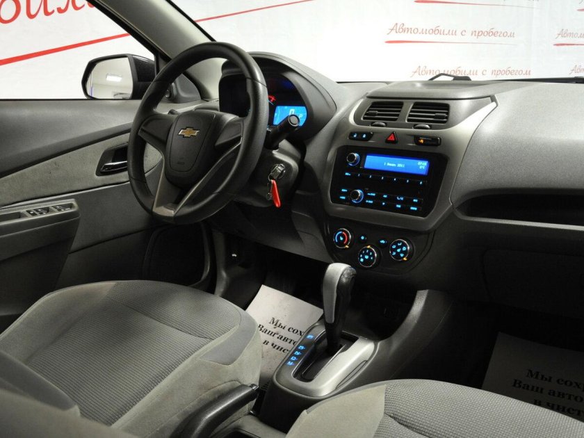 Chevrolet Cobalt 2020 салон