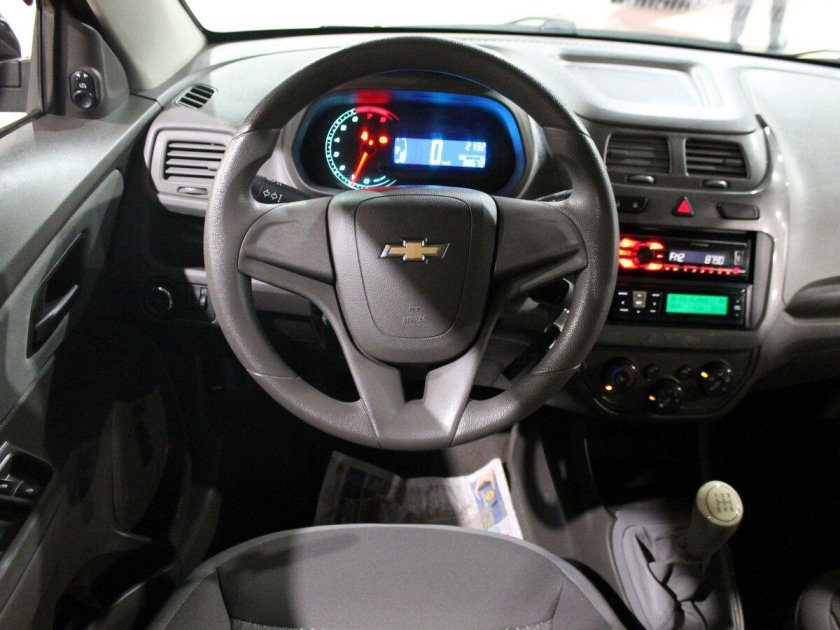 Cobalt Chevrolet 2013 салон