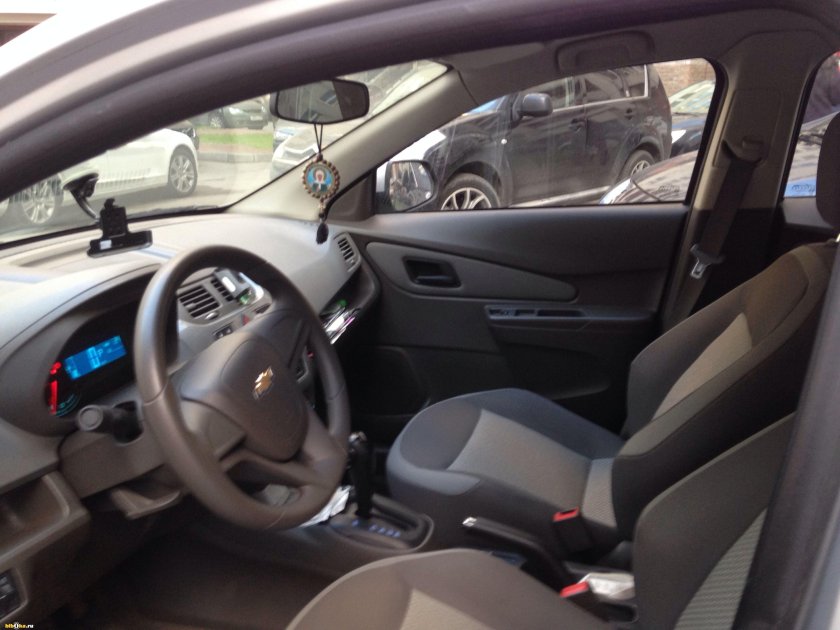 Cobalt Chevrolet 2013 салон
