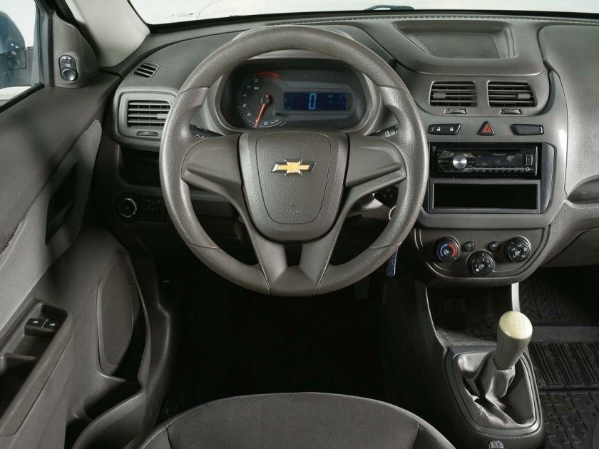 Cobalt Chevrolet 2013 салон