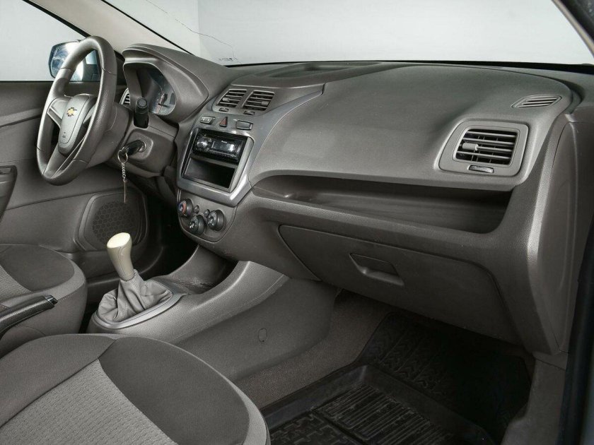 Cobalt Chevrolet 2013 салон
