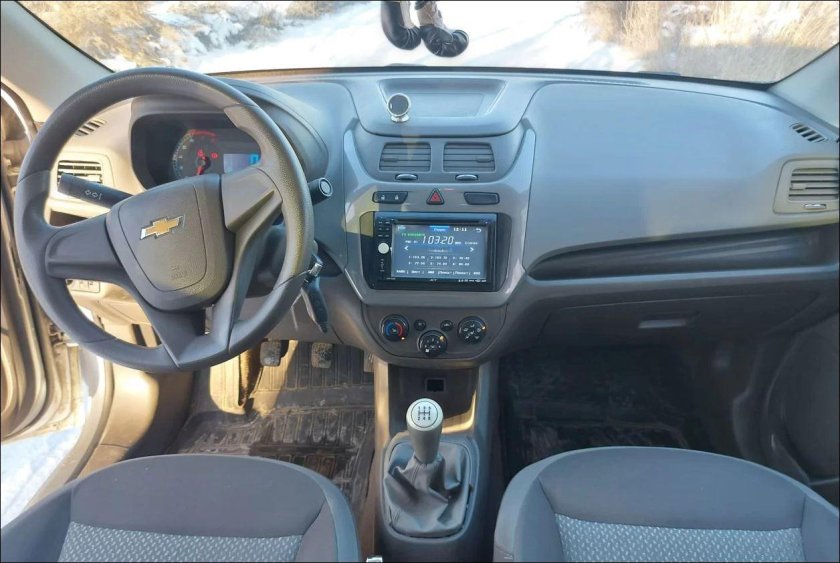 Cobalt Chevrolet 2013 салон