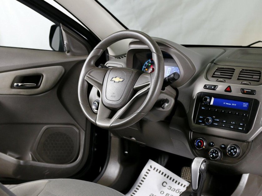 Chevrolet Cobalt 2020 салон
