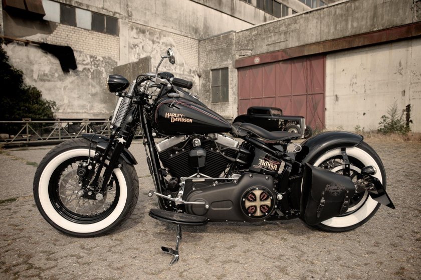 Мотоцикл harley davidson