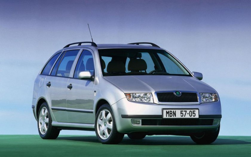 Шкода Фабия универсал 1.4