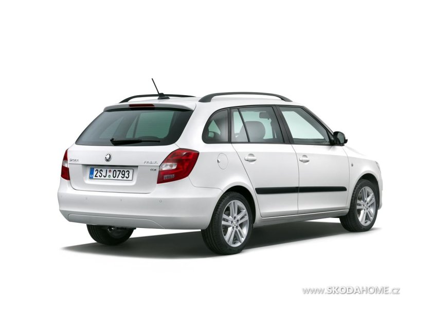 Шкода Фабия 2 поколения