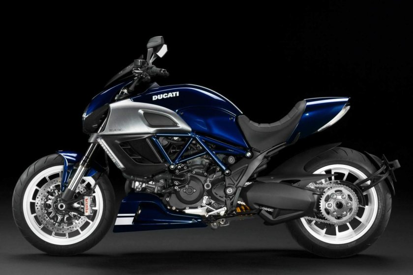 Мотоцикл Ducati Diavel