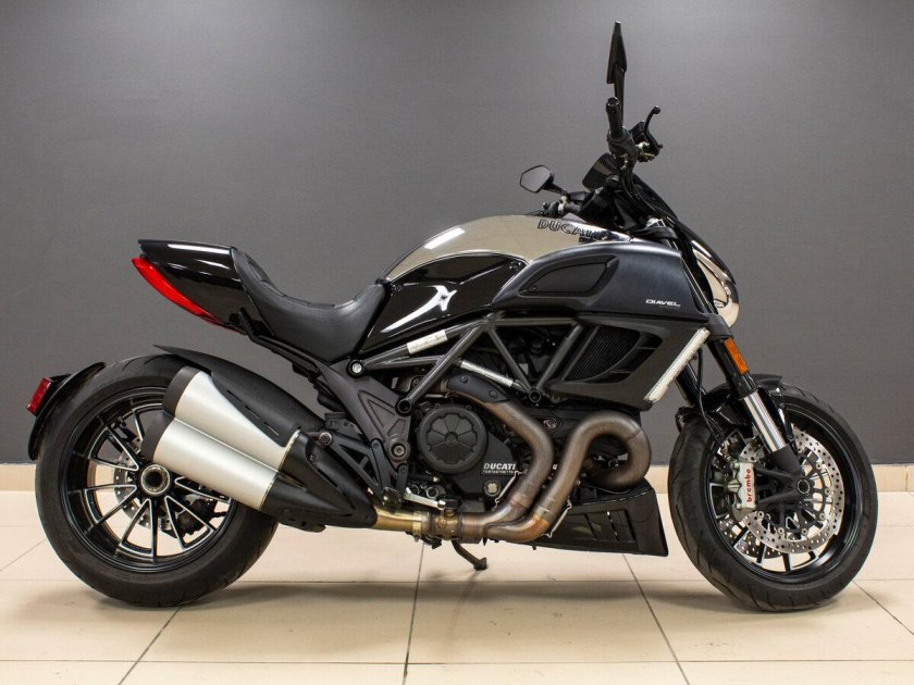 Diavel carbon 2016