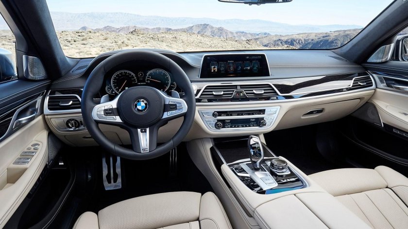 BMW 7 XDRIVE