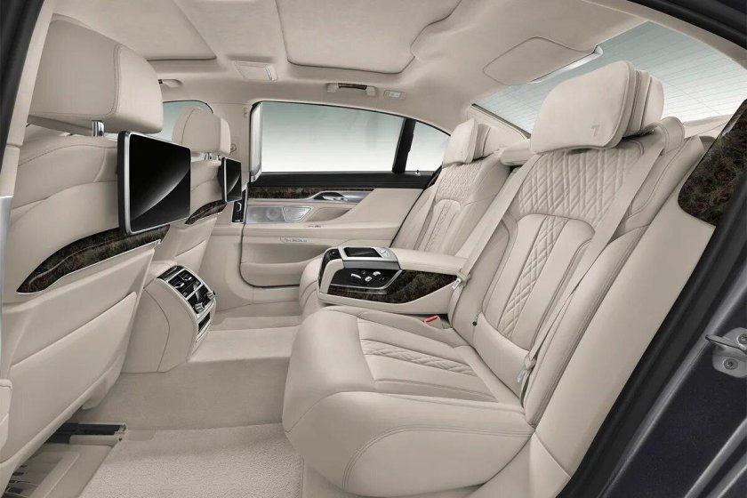 BMW m760li XDRIVE v12 Excellence