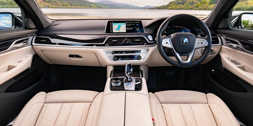 BMW 750i XDRIVE 2020