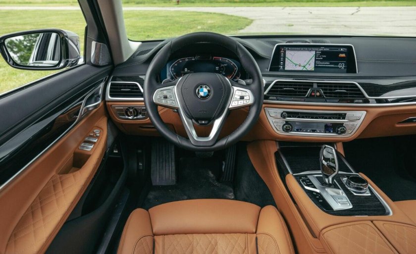 BMW 750i XDRIVE 2020