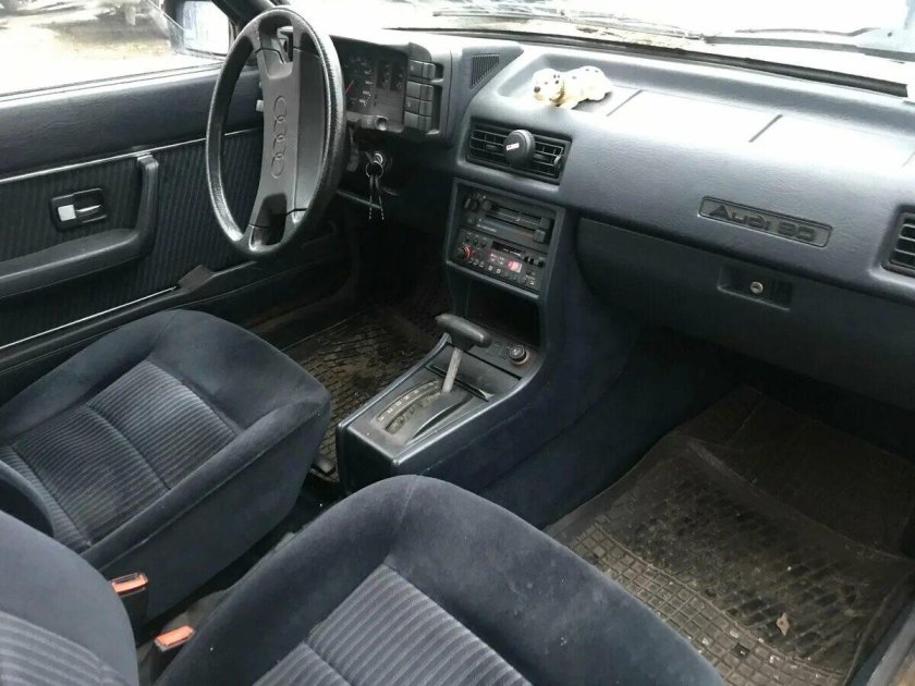 Ауди 100 c3 салон